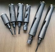 Mui khoan rut loi be tong cot thep D22-60